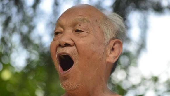 日本专家称，喜欢做此事的人大脑“灵活”，能避免患老年痴呆症！