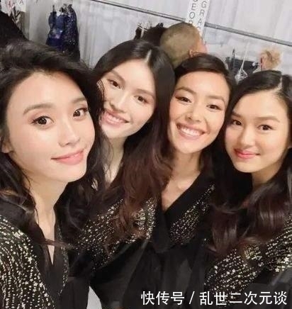 团体|模特圈:搞小团体互相拉踩,白到跨越人种的何穗情史和超模塑料情