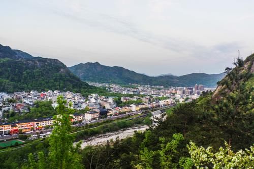 浙江雁荡山旁的绝美秘境，风景绮丽、不收门票，游客却寥寥无几