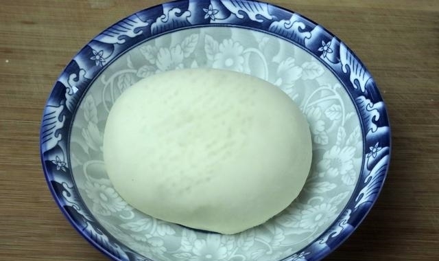 奶奶用了30年的炸油饼秘诀,金黄酥脆,个个空心,比买的好吃