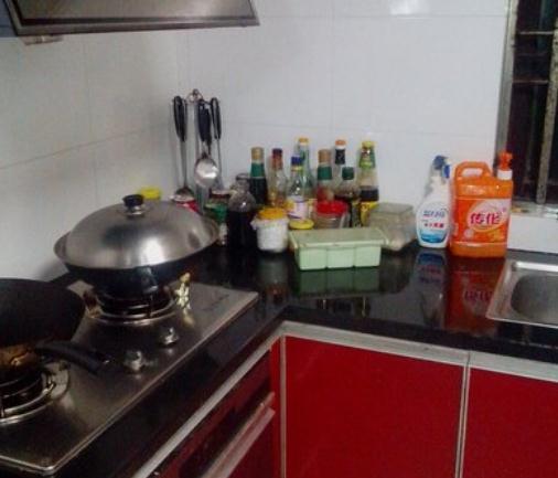 鸡蛋|建议大家:厨房别再摆瓶瓶罐罐了,学她家这样做,干净整洁又实用