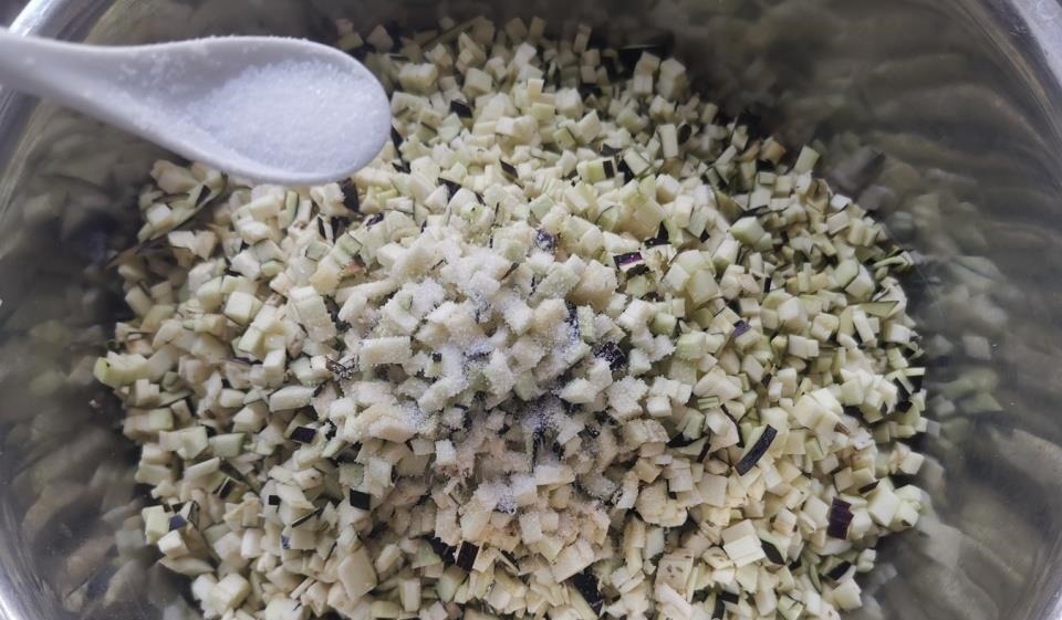 吃饺子，白菜韭菜靠边站，这菜做馅鲜美多汁香而不腻，吃着真过瘾