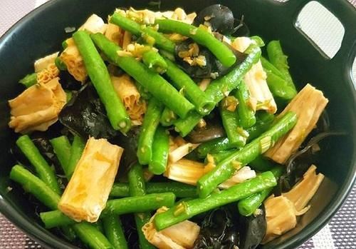 豆皮子|看着就馋的4道菜，酱汁浓郁肉香菜鲜，来一锅米饭，家人吃得超满足！