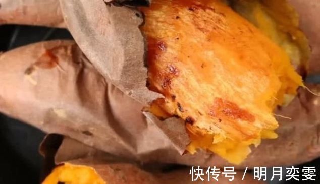 不用烤箱不加一滴水，也能做烤红薯？直接把红薯放进电饭煲，出锅