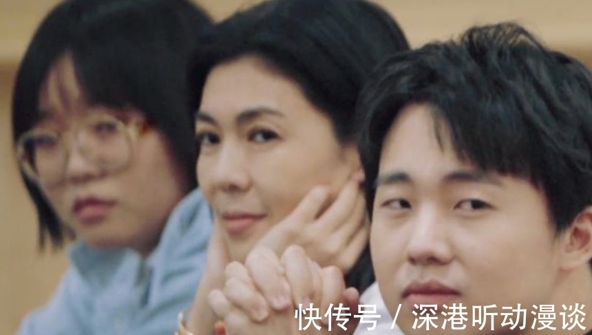 陳陳陳|李雪琴控場(chǎng)能力有多強(qiáng)？現(xiàn)場(chǎng)掐辣目洋子話筒，郭麒麟被當(dāng)小弟使喚