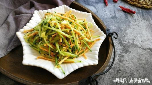 口感|天气热没胃口拿根黄瓜这样做,做法简单,清口解腻,你不学吗