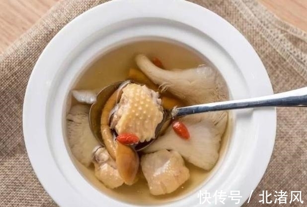 美容养颜|灵签占卜:爱人为你做了4碗汤,选一碗,看你今生是什么命?