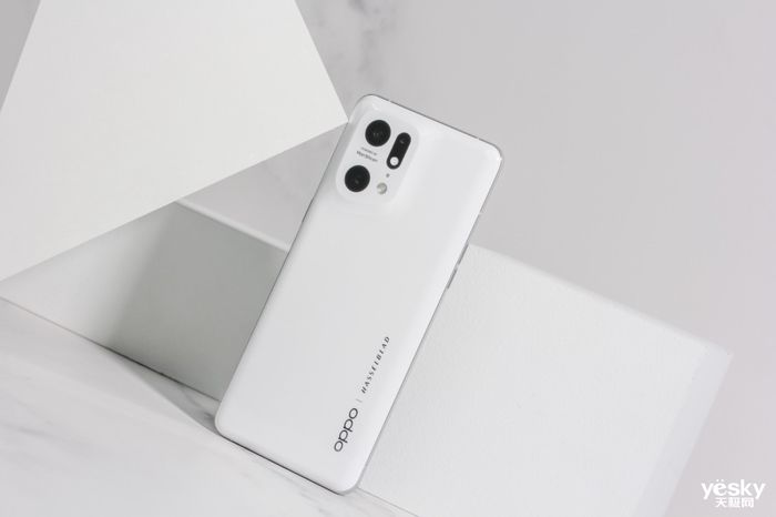 oppo|跑分之差孰强孰弱？上市骁龙8 Gen1旗舰集合