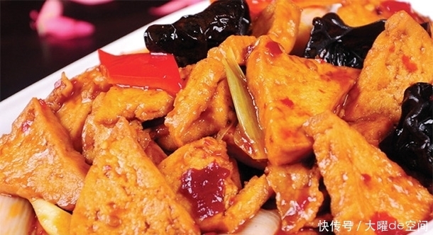 过节孩子吃的“黄金菜”,补钙长高个,补脑长智力,升免疫少生病