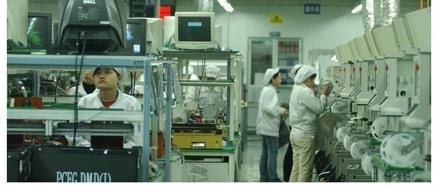 iphone|放弃幻想!富士康印度厂停摆,iPhone订单重回中国,下单9000万台