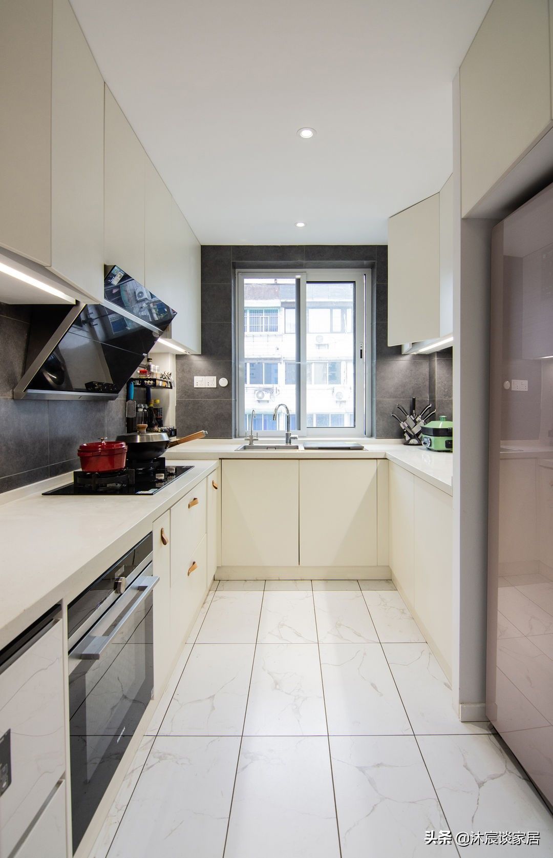 装修|她家改造实在太牛了，光玄关就让人服气，的确是小户型装修的样本