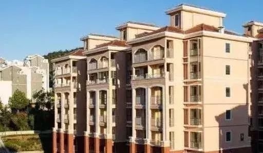 市区|同样的钱买郊区的房子,还是买市区的房子10年后看出差距