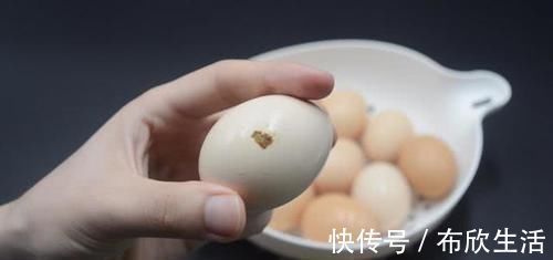 小常识|经常买鸡蛋的要注意，现在清楚还来得及，尽早叮嘱家人，太实用了