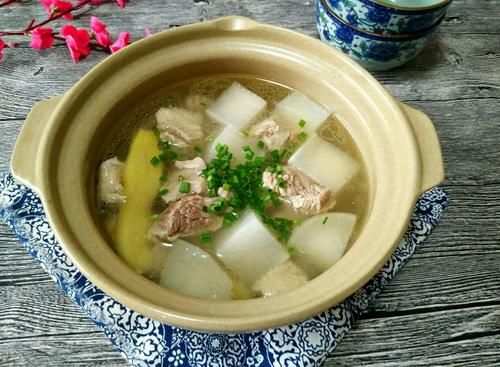 一炖|白萝卜和它一起炖,上锅炖一炖,暖胃养胃,营养互补,全身都暖和