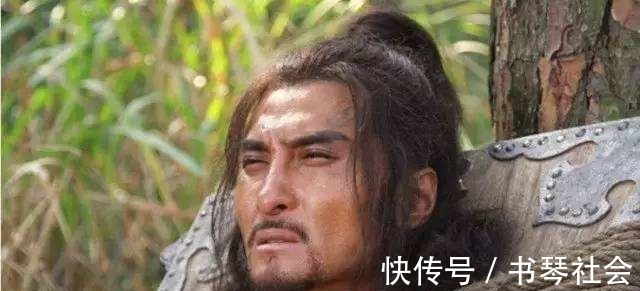 武松#水浒里二十五斤重的枷锁,为何武松可以打烂,卢俊义和林冲却不行