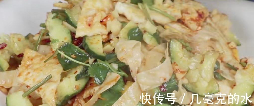 清洗干净|鸡蛋这样做太香了，不煮也不炒，上桌比肉还受欢迎，开胃又解馋！