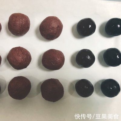 玫瑰红豆酥，弥漫着爱的浪漫