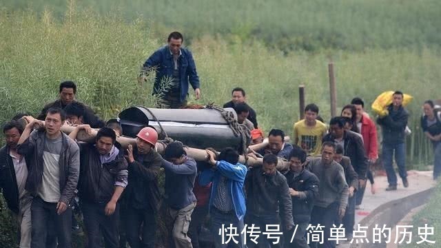 棺椁@人去世后,为何要在家中存放几天,还必须有人陪护,这其实是科学!