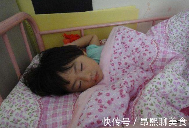 习惯|有午睡习惯的孩子，和总不午睡的孩子有啥区别？家长要重视起来