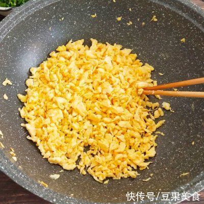 寒冷|寒冷与温暖之间只差一碗#秋天怎么吃#饺子皮包子