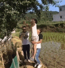 |搞笑GIF: 姑凉有什么不满冲我来