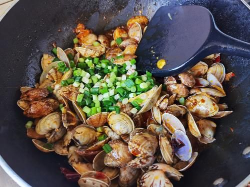 鲜香麻辣的香辣蛤蜊，赶紧来一份