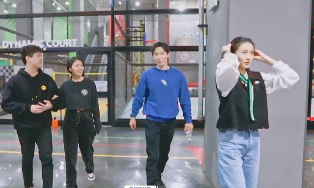 一夜之间 异国恋不可怕,可怕的是态度的转变,于家翊为何变体贴?