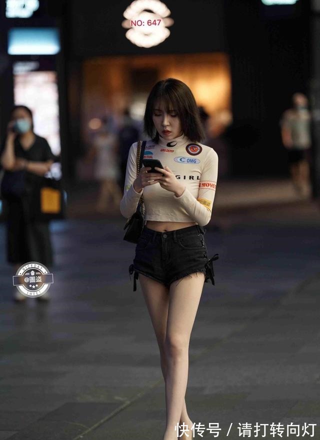 穿搭 瑜伽裤遮肉的穿搭秘籍,少不了休闲裤装的修饰,仪态典雅!