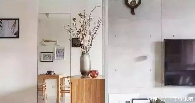 116平三居室|116平三居室,客厅装饰创意满满,电视背墙做法难得一见!