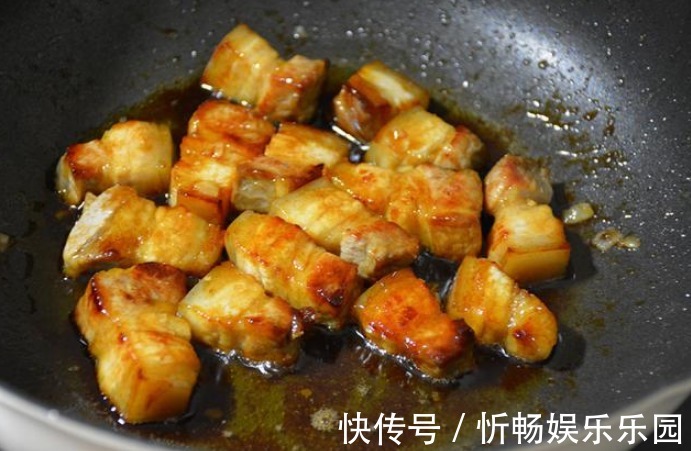 五花肉|炖红烧肉,啥时候放盐做对4点,肉软烂鲜香,入口即化,真好吃