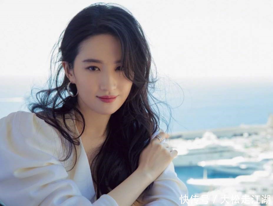 时髦|秋冬配饰首选耳饰,超实用的脸型搭配技巧,让你穿出时髦感