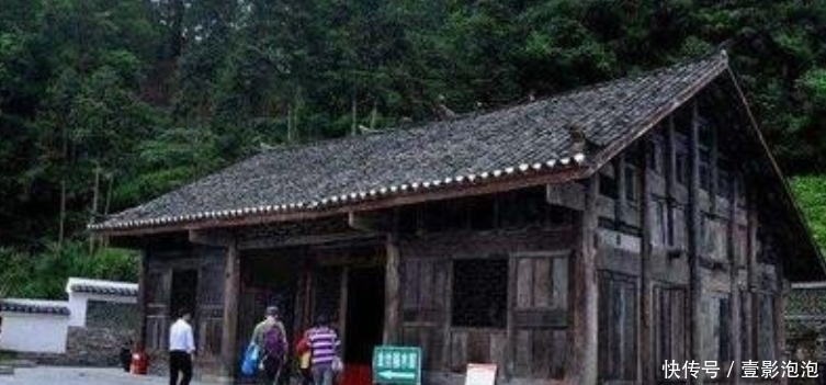 交给|8亿造价的“金丝木屋”,老人为了保护文物上交给国家,后来如何