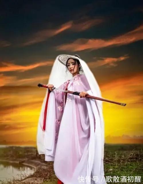 母亲$聊斋故事新编:多情侠女无情剑