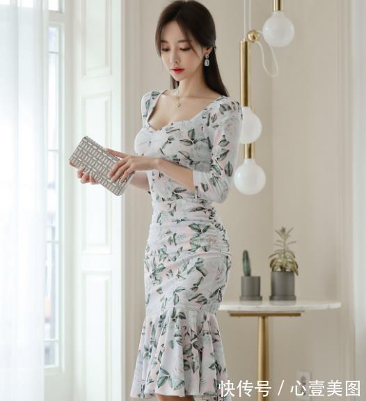 女神|女神孙允珠高清时尚搭配：佐治亚田园野芳清纯碎花洋裙