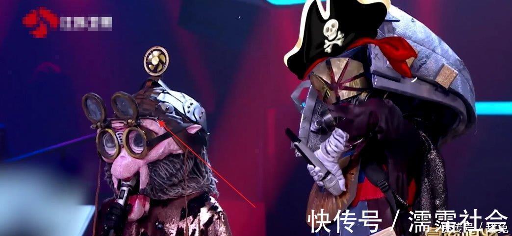 蒙面唱将|歌手因站姿被猜是歌唱界大佬,揭开面具后,观众都炸锅了!