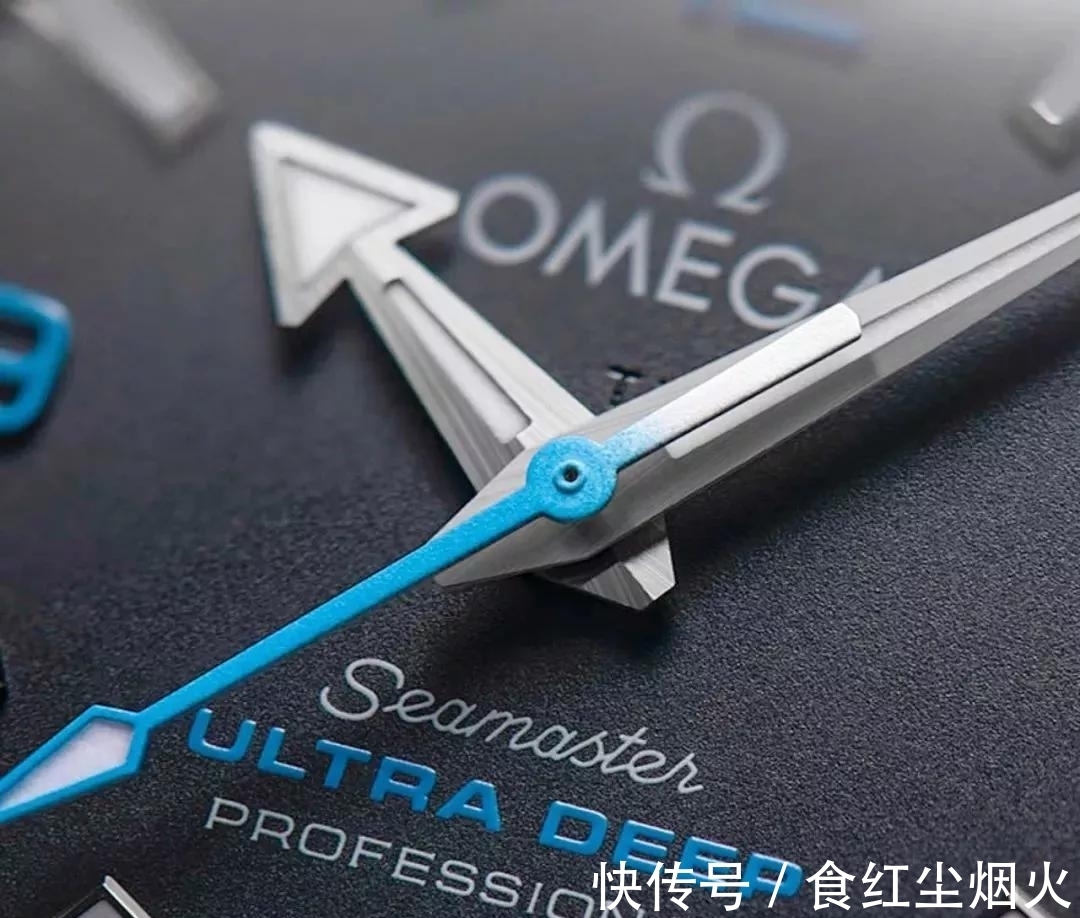 欧米茄 当三枚欧米茄手表潜到1万米的海洋中,会怎么样?