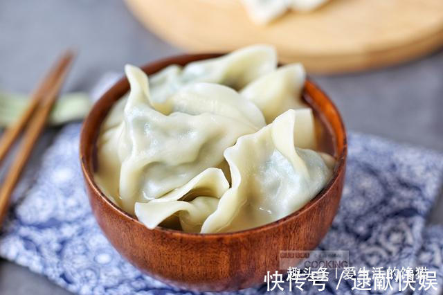 这菜是个宝，可惜很多人当草，包饺子比荠菜还鲜，现在吃正当季