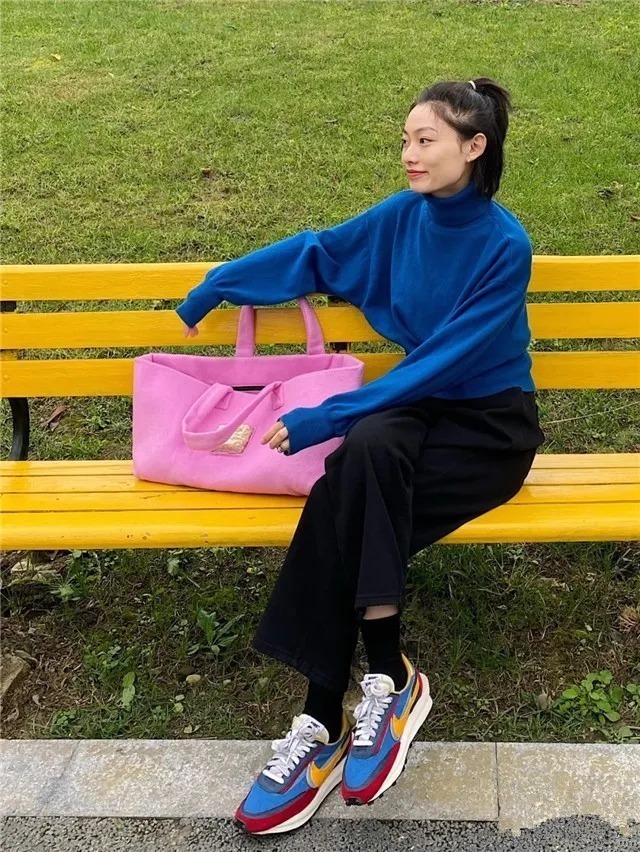 2021年秋冬最实用的穿搭来了,简约大方有气质,时髦女孩都爱穿