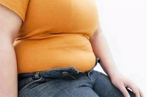 腹部|为何“游泳圈”最难减?可能方法没找对,4招或能助你瘦出小蛮腰