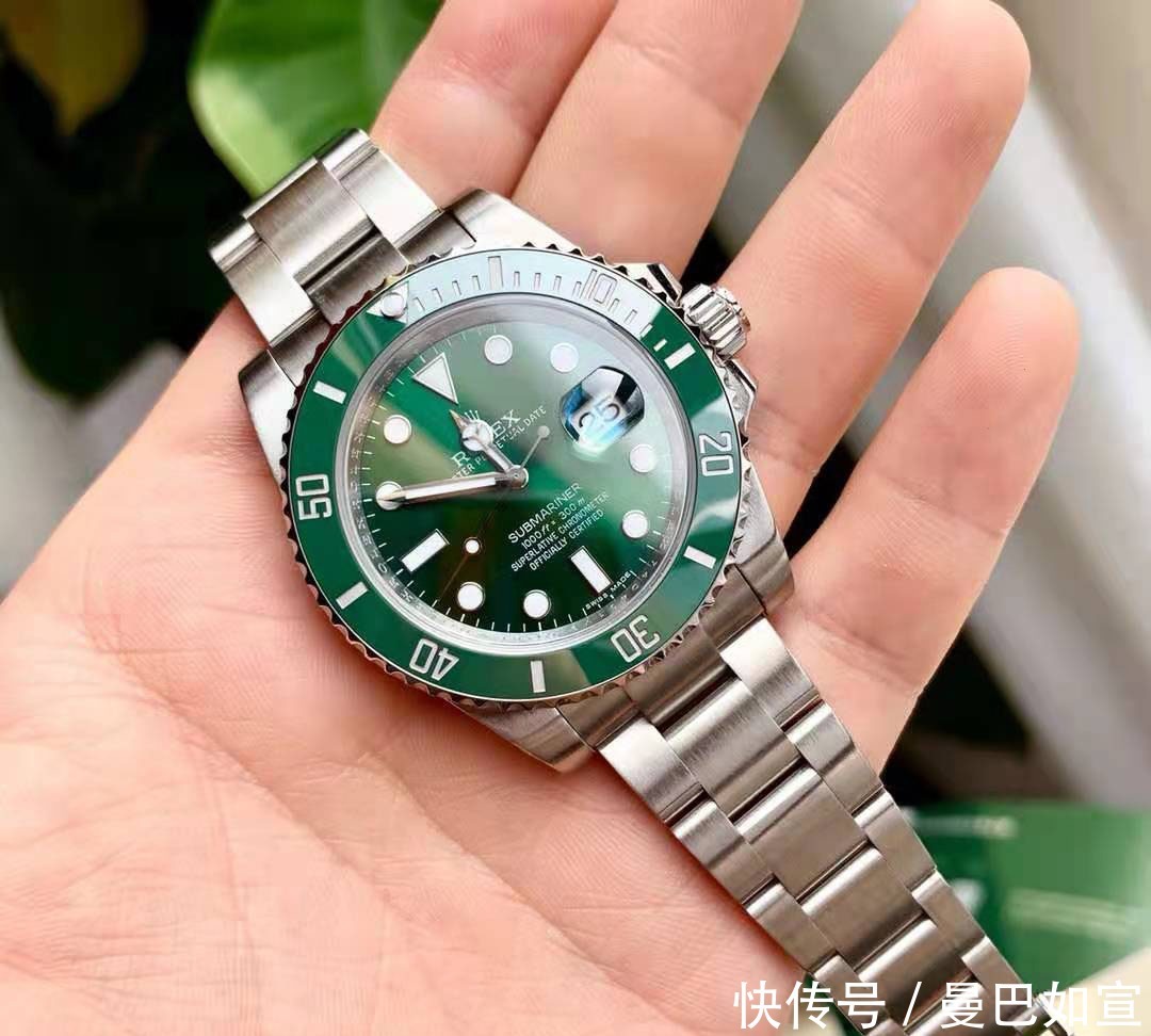 差距|劳力士绿水鬼和宝珀五十噚的差距有多大?对比一下就知道了
