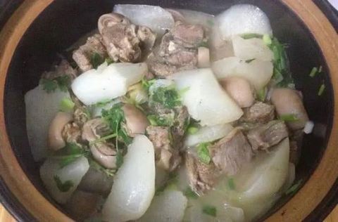 羊肉块|白萝卜和此物一起煮，气血足了，胃暖了，长身体，肝也越来越健康