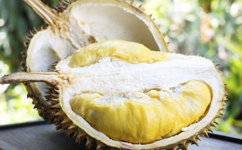 皮肤|女性若不想被叫“老女人”,4种水果要忌口,1种“零食”可多吃