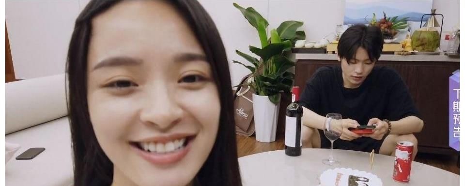 女戀4首次約會(huì)問(wèn)題多，周揚(yáng)青戀愛(ài)像哄孩子，孟子義看不上男嘉賓