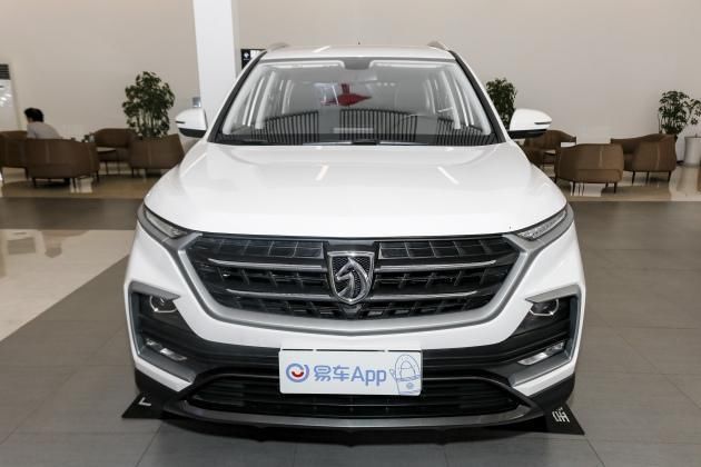 宝骏|让飞度瑟瑟发抖！9万元的预算不如看看宝骏530！