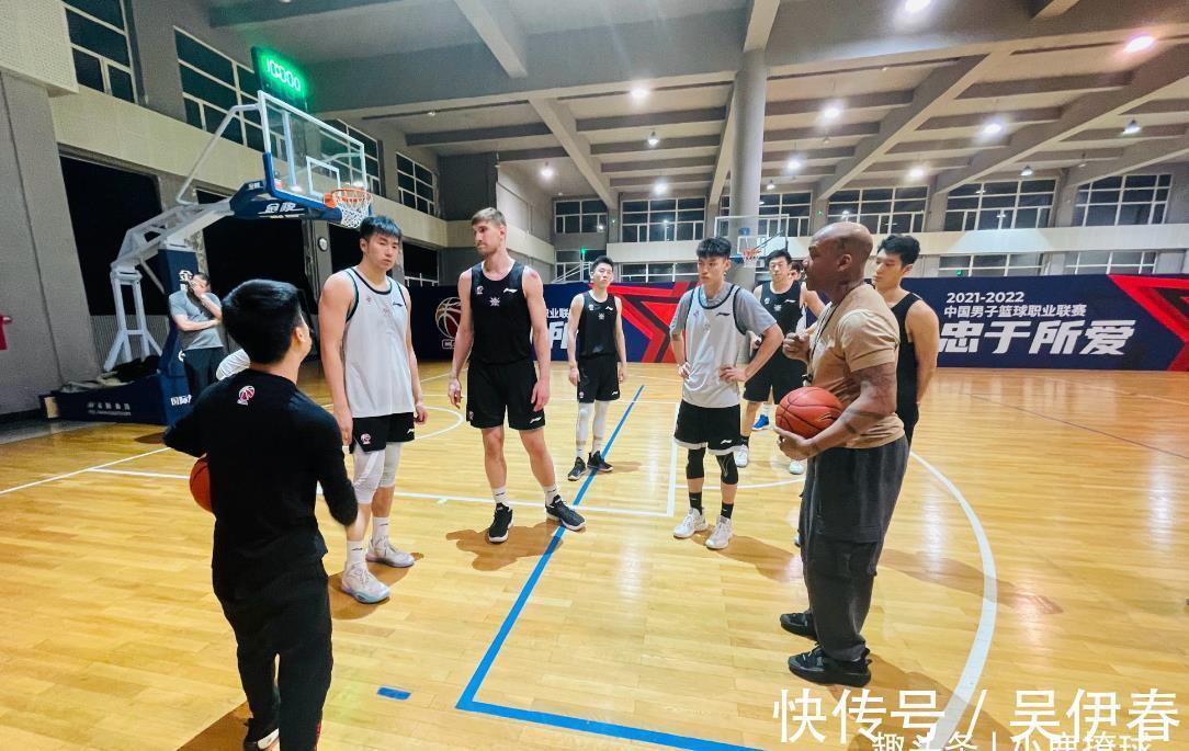 北控男篮|马布里放手一搏!曝CBA希望之星加盟北控男篮,全力冲击季后赛