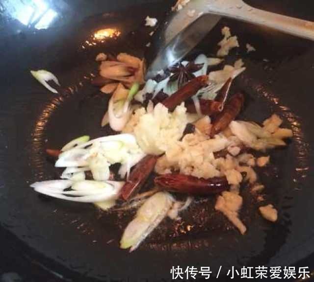 做法|油爆虾的做法,太好吃了,一口一口停不下来!