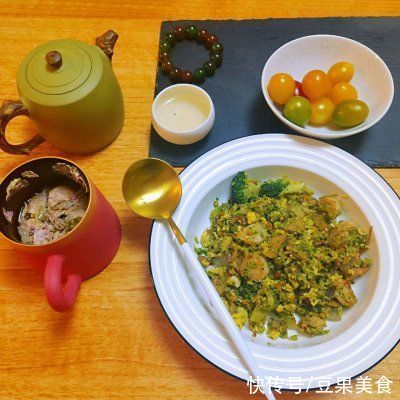 美食新滋味：好吃不腻的刷脂无米营养炒饭