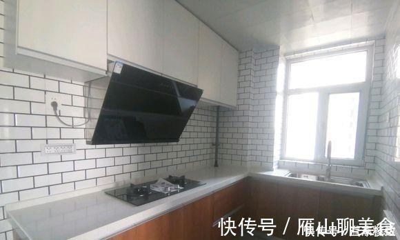 心头好|简单装修的新房,打扫干净就很漂亮了,最满意电视墙和玄关,晒晒