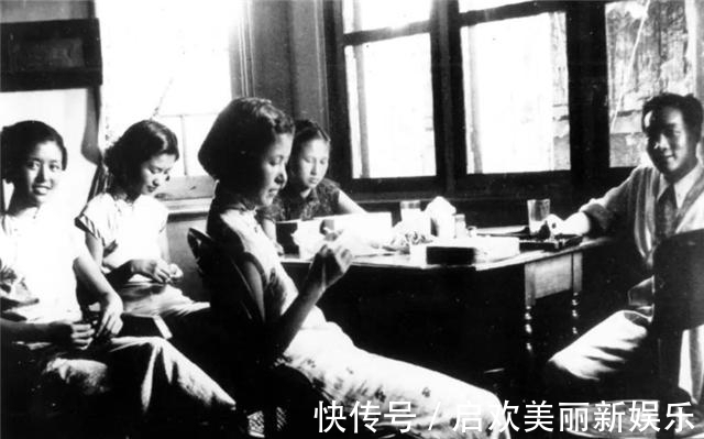 纳兰容若&与原配携手52年,80岁另娶女演员,去世前留遗嘱:与原配合葬大海