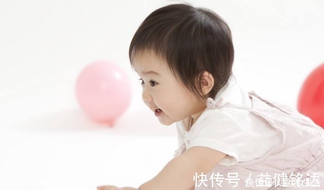 父母|宝宝身上有个“聪明开关”，父母做好三件事，孩子智商高人一等！